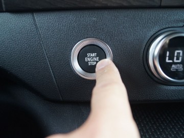 Renault Kangoo 1.5 Blue dCi 115 EDC Techno &ndash; Mocny argument